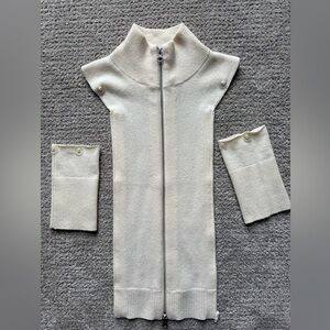 Rare 100% cashmere Veronica Beard cream dickey zip front sweater w/Cuffs